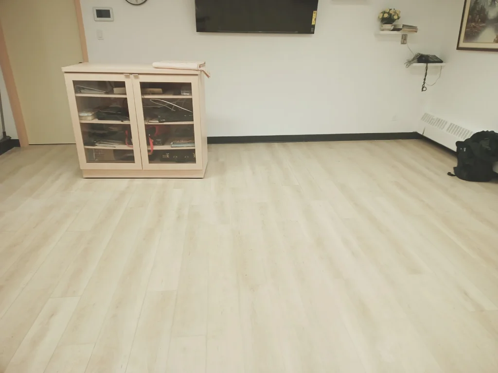 flooring-installation-service-1